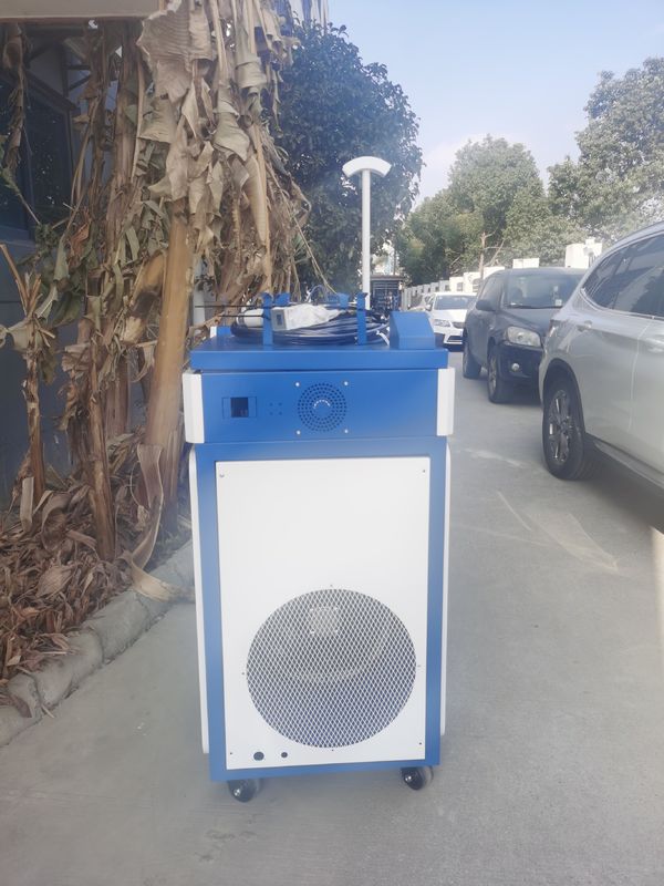 เครื่องเชื่อมเลเซอร์ไฟเบอร์แบบใช้น้ำเย็น 1000W มือถือ