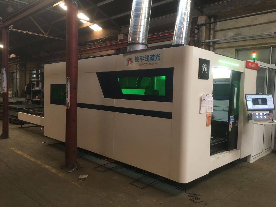 เครื่องตัดและแกะสลักด้วยเลเซอร์ไฟเบอร์ 3000 มม. 2KW