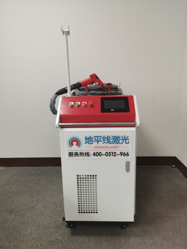 1080nm 1500W 3mm เชื่อมสแตนเลสด้วยเครื่องเชื่อมเลเซอร์ไฟเบอร์