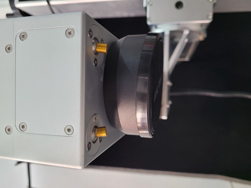 Raycus CE Fly Laser Marking Machine สำหรับท่อโลหะ