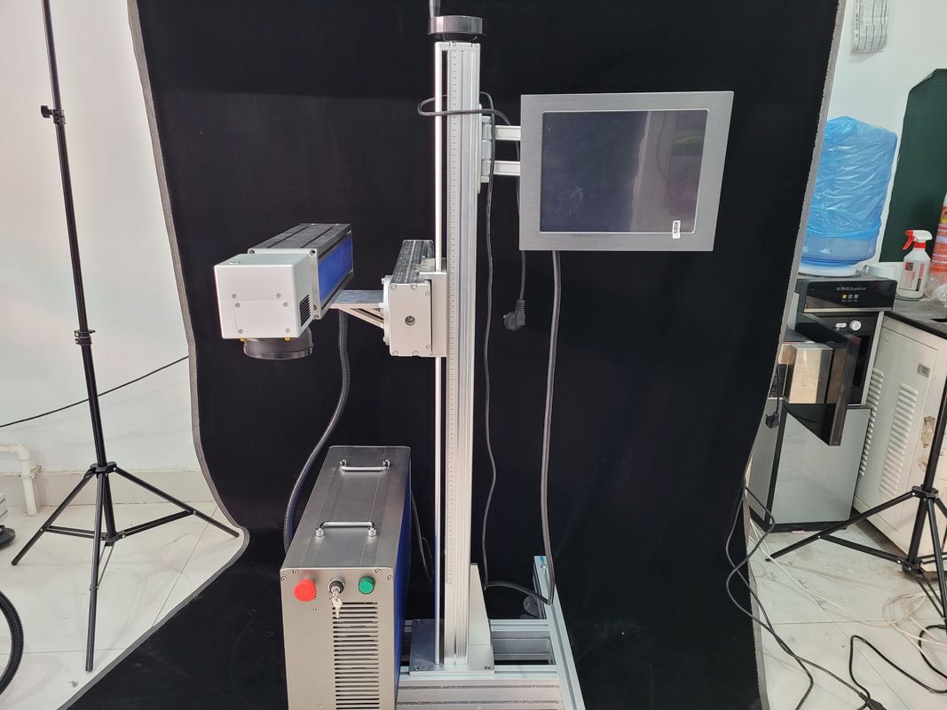 Raycus CE Fly Laser Marking Machine สำหรับท่อโลหะ